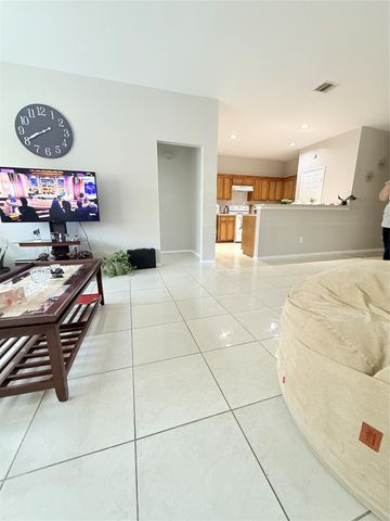 12818 Magenta Oaks Drive, Houston, TX 77072
