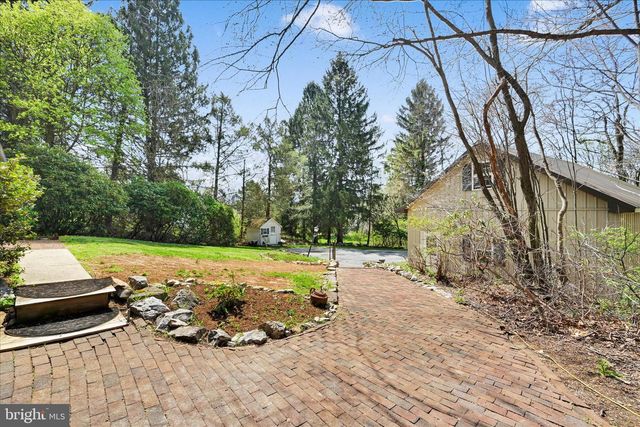 203 WINDING WAY, Wernersville, PA 19565