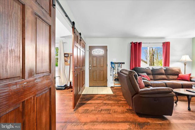 203 WINDING WAY, Wernersville, PA 19565