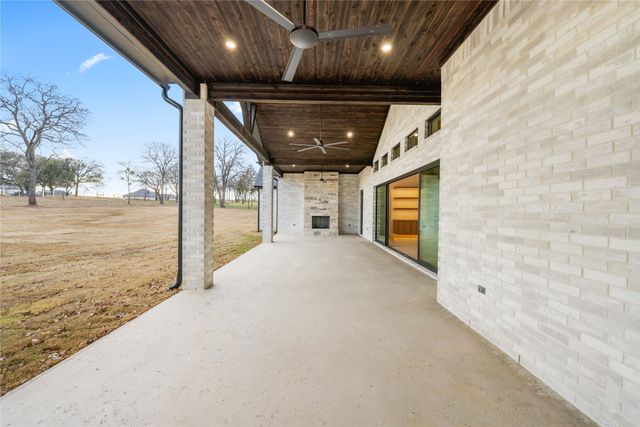 204 Dan Russell Bend, Weatherford, TX 76087