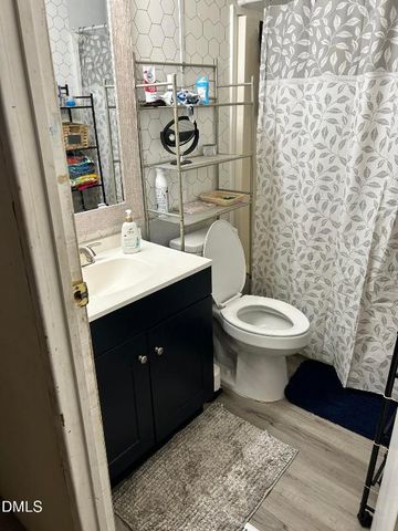 2015 Winn Creek Drive, Haw River, NC 27258