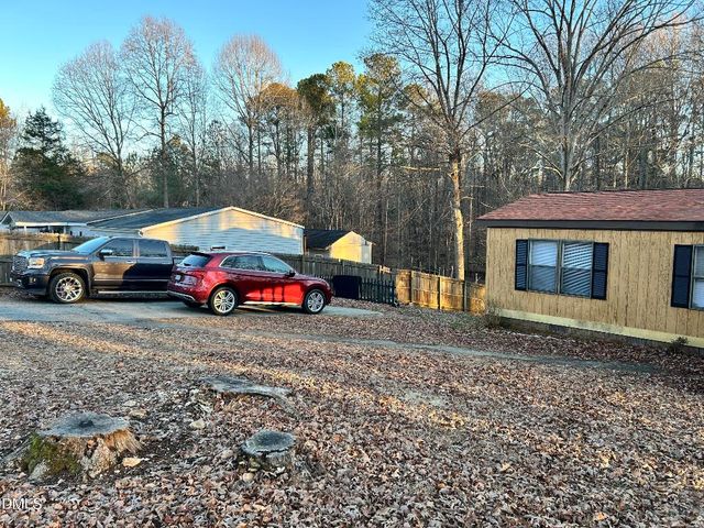 2015 Winn Creek Drive, Haw River, NC 27258