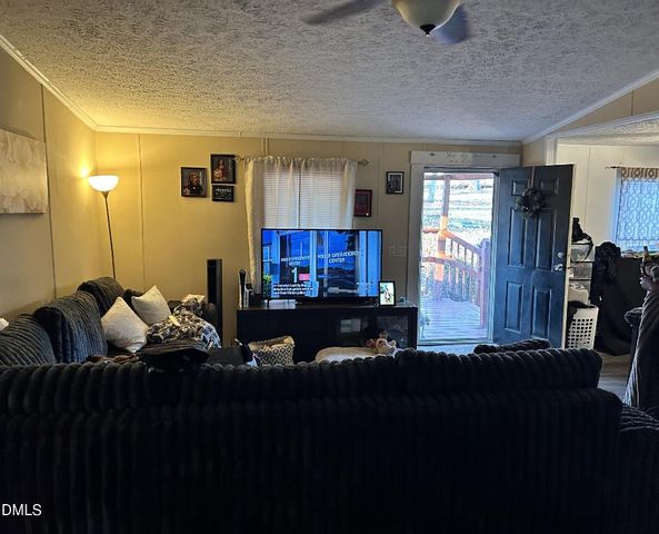 2015 Winn Creek Drive, Haw River, NC 27258