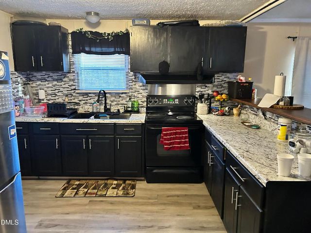 2015 Winn Creek Drive, Haw River, NC 27258