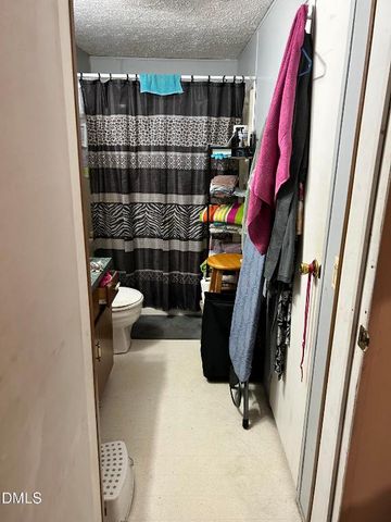 2015 Winn Creek Drive, Haw River, NC 27258