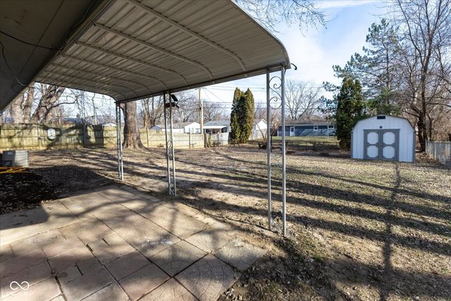 813 Highland Drive, Whiteland, IN 46184