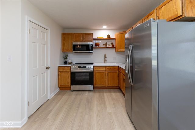 813 Highland Drive, Whiteland, IN 46184