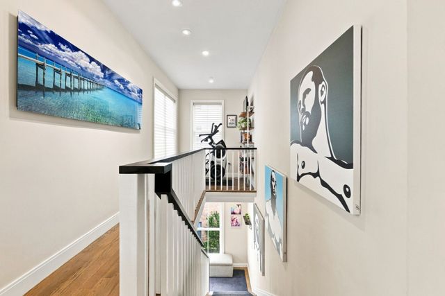 8 Baker Ct 4, Boston, MA 02125