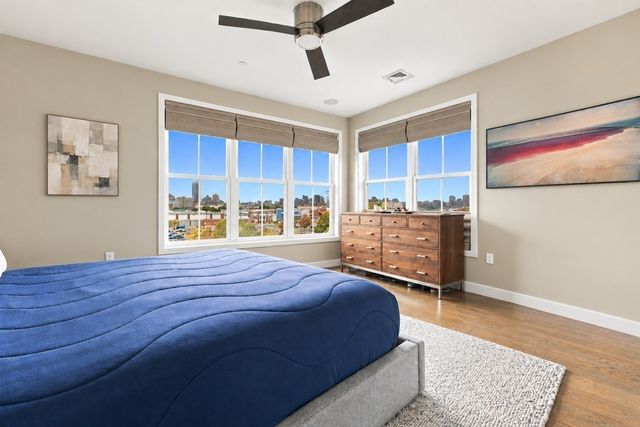 8 Baker Ct 4, Boston, MA 02125