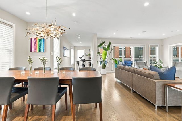 8 Baker Ct 4, Boston, MA 02125