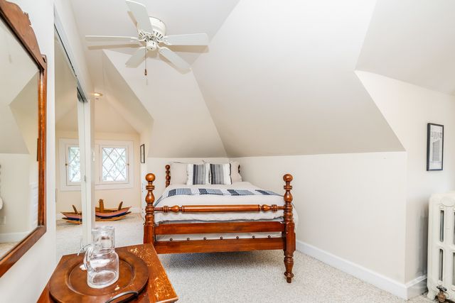 101 S Spring Avenue, La Grange, IL 60525
