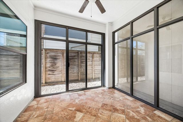 5218 Feagan Street F, Houston, TX 77007