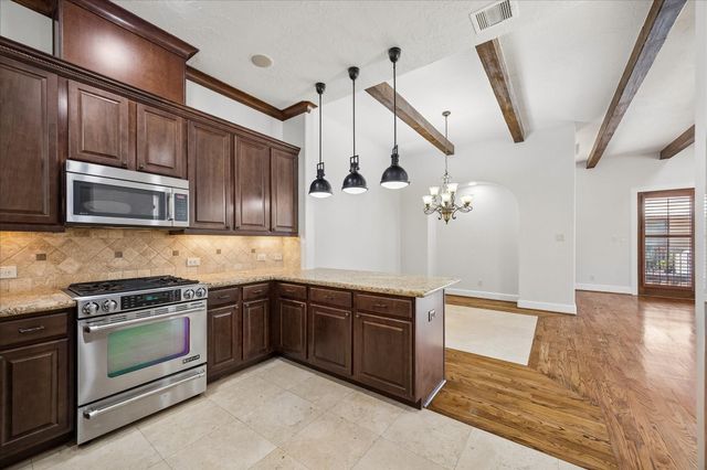 5218 Feagan Street F, Houston, TX 77007