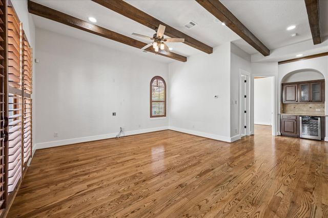 5218 Feagan Street F, Houston, TX 77007