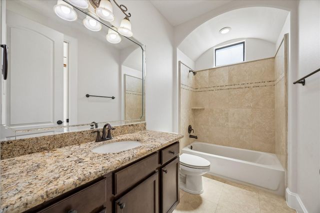 5218 Feagan Street F, Houston, TX 77007