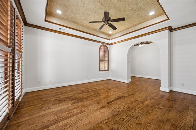 5218 Feagan Street F, Houston, TX 77007