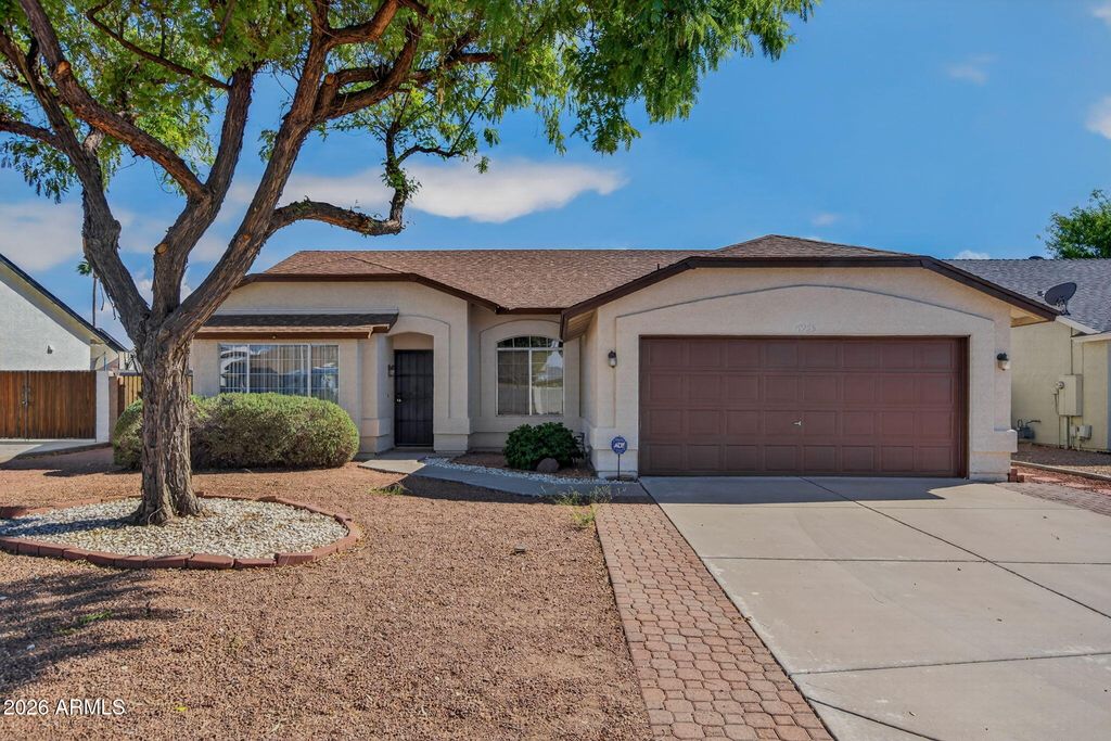 8935 W MCLELLAN Road, Glendale, AZ 85305 — exterior