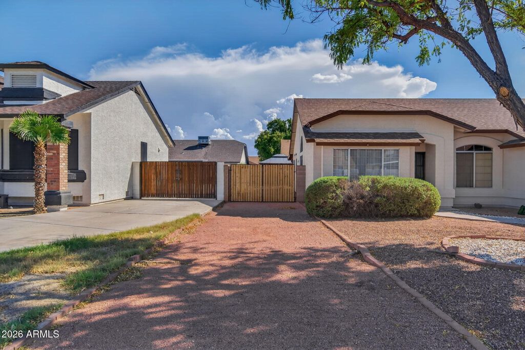 8935 W MCLELLAN Road, Glendale, AZ 85305 — photo 5