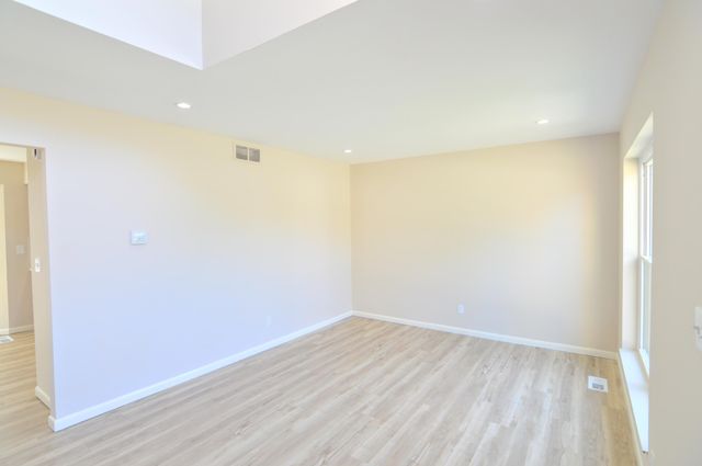 3310 Kingsburg Court, Erlanger, KY 41018