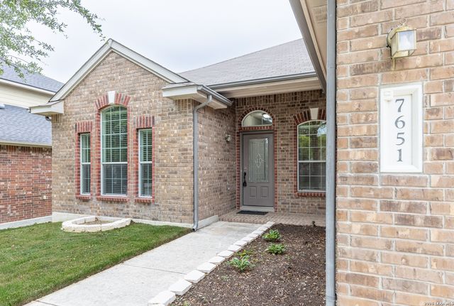 7651 Mission Ledge, Boerne, TX 78015