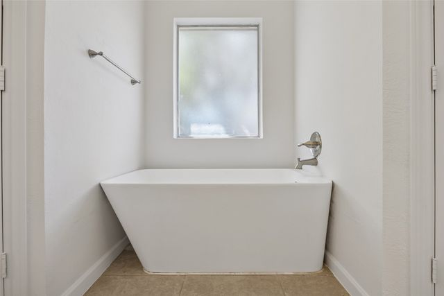 1205 Rene Drive, Alvarado, TX 76009