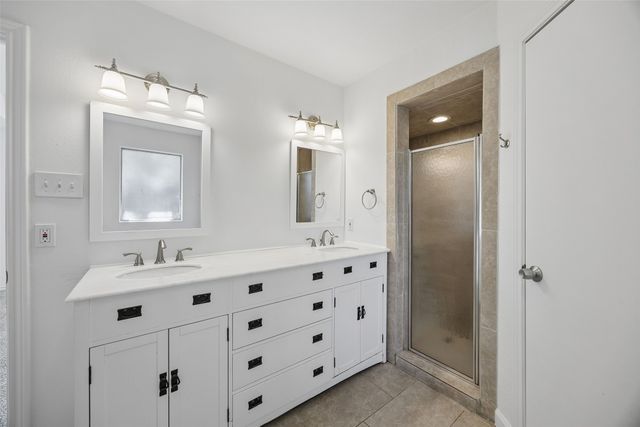 1205 Rene Drive, Alvarado, TX 76009