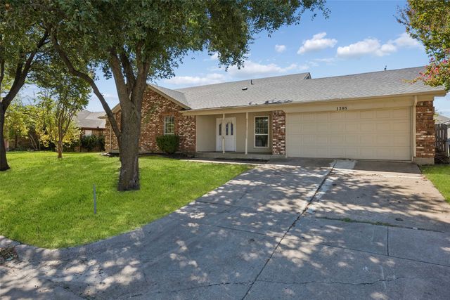 1205 Rene Drive, Alvarado, TX 76009