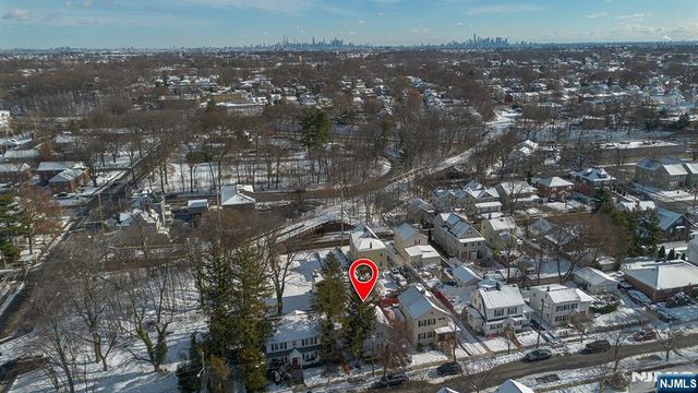 33 Oak Street, Bloomfield, NJ 07003