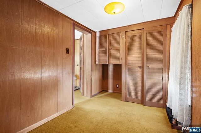 33 Oak Street, Bloomfield, NJ 07003