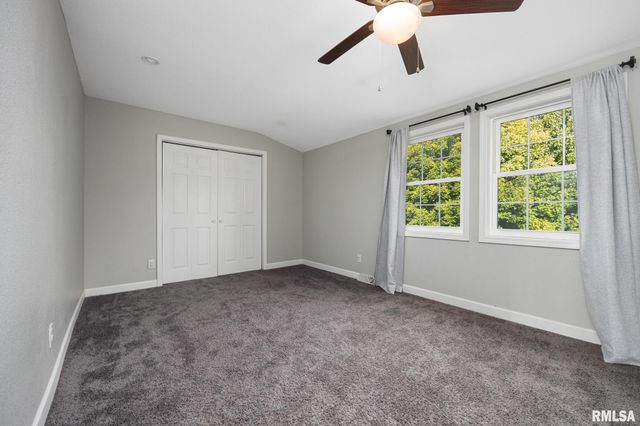 3343 W SAYMORE Lane, Peoria, IL 61615