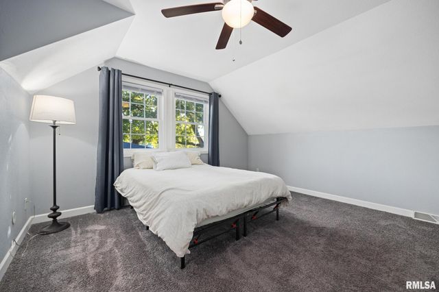 3343 W SAYMORE Lane, Peoria, IL 61615