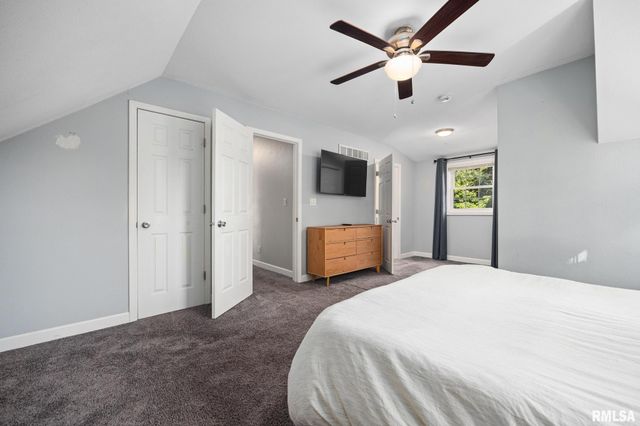 3343 W SAYMORE Lane, Peoria, IL 61615