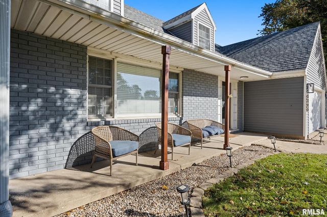 3343 W SAYMORE Lane, Peoria, IL 61615