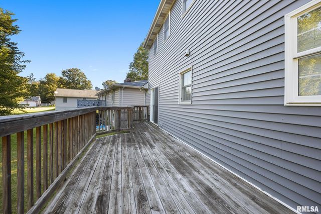 3343 W SAYMORE Lane, Peoria, IL 61615