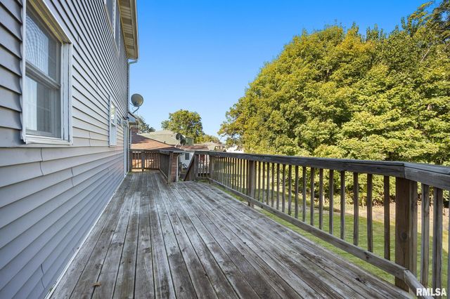3343 W SAYMORE Lane, Peoria, IL 61615