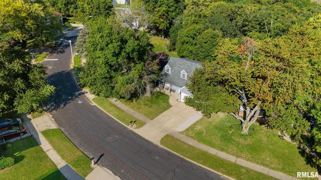 3343 W SAYMORE Lane, Peoria, IL 61615