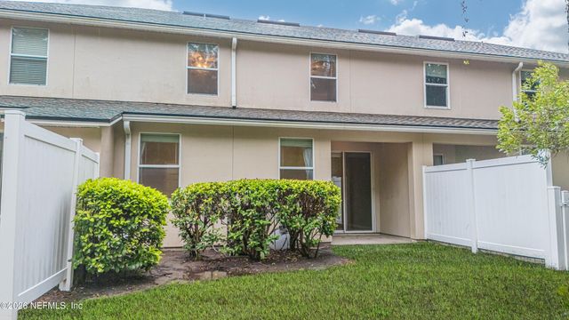 5888 BARTRAM VILLAGE Drive, Jacksonville, FL 32258