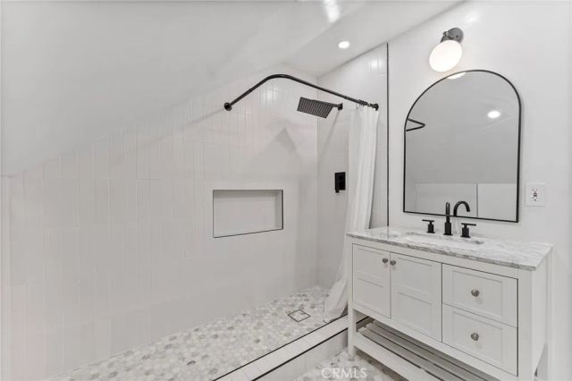 2623 Exposition, Los Angeles, CA 90018