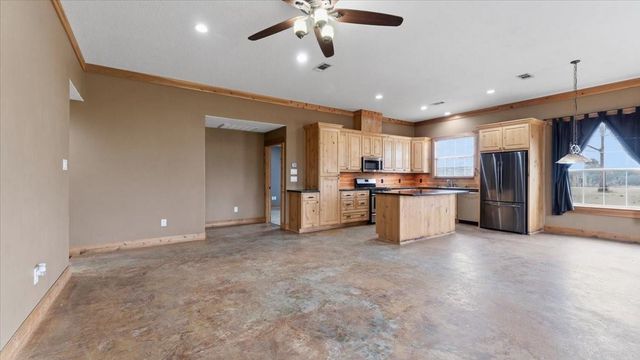 7069 County Road 214, Anderson, TX 77830