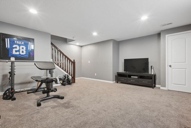 634 Saffron Drive, Sunbury, OH 43074