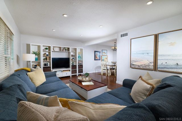 15019 Amso Street, Poway, CA 92064