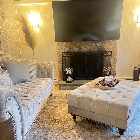 9 Briar Hill Road, North Providence, RI 02904
