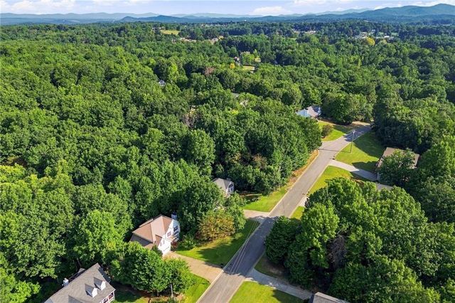 136 Franklin Court, Jasper, GA 30143