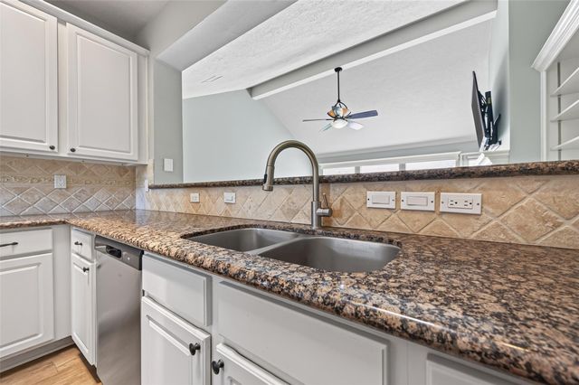 13718 Clareton Lane, Cypress, TX 77429