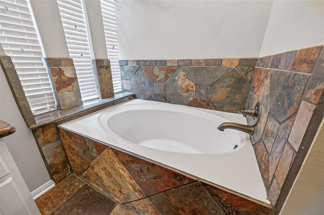 13718 Clareton Lane, Cypress, TX 77429