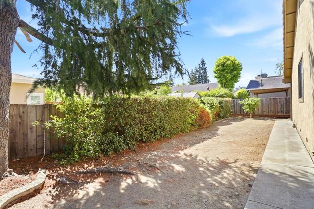 22374 Palm Avenue, Cupertino, CA 95014