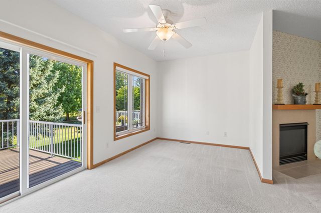 12010 65th Street NE, Albertville, MN 55301