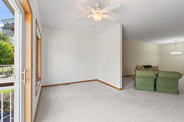 12010 65th Street NE, Albertville, MN 55301