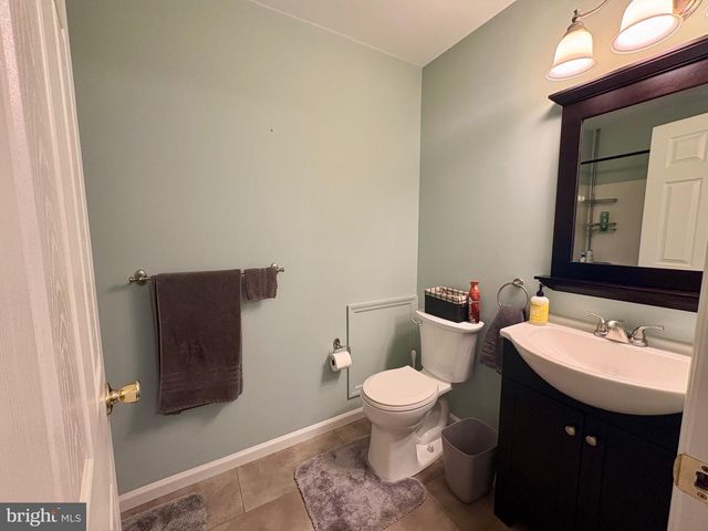 1128 FREDRICK BLVD, Reading, PA 19605