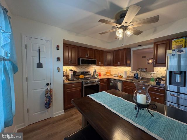 1128 FREDRICK BLVD, Reading, PA 19605